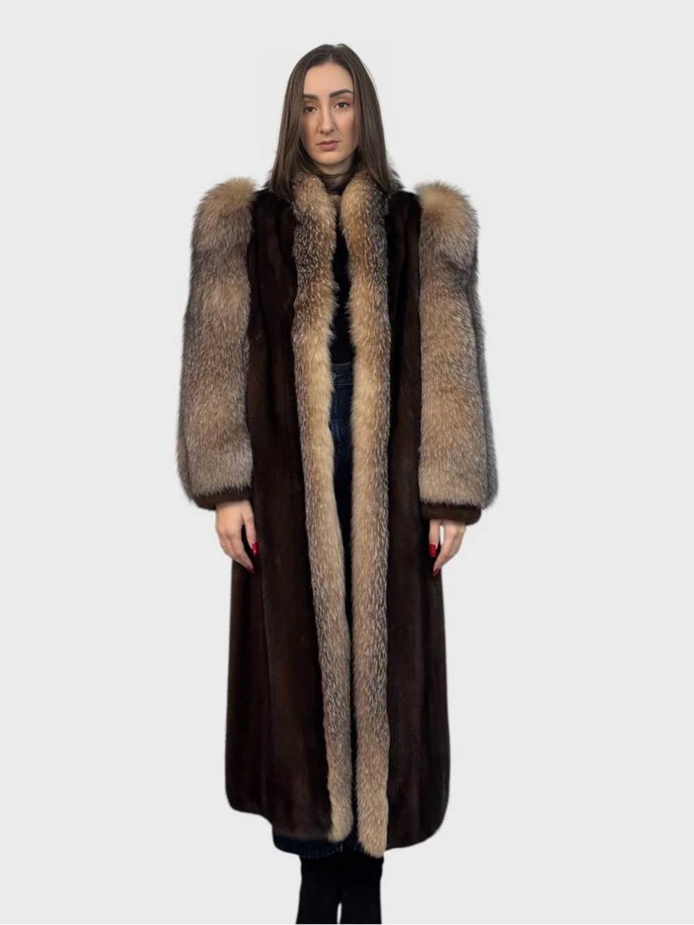 Luxurious Vintage Mahogany Full-Length Mink Fur Coat with Crystal Fox Trim - Picture 3 of 6
